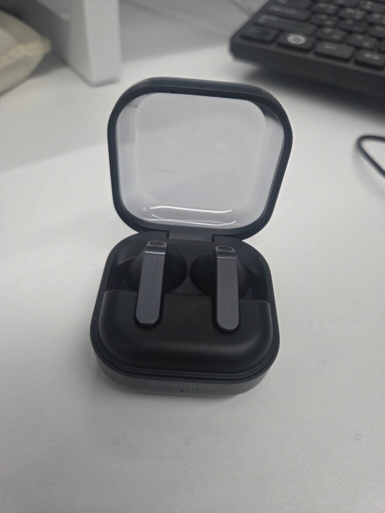 갤럭시 버즈4 프로 