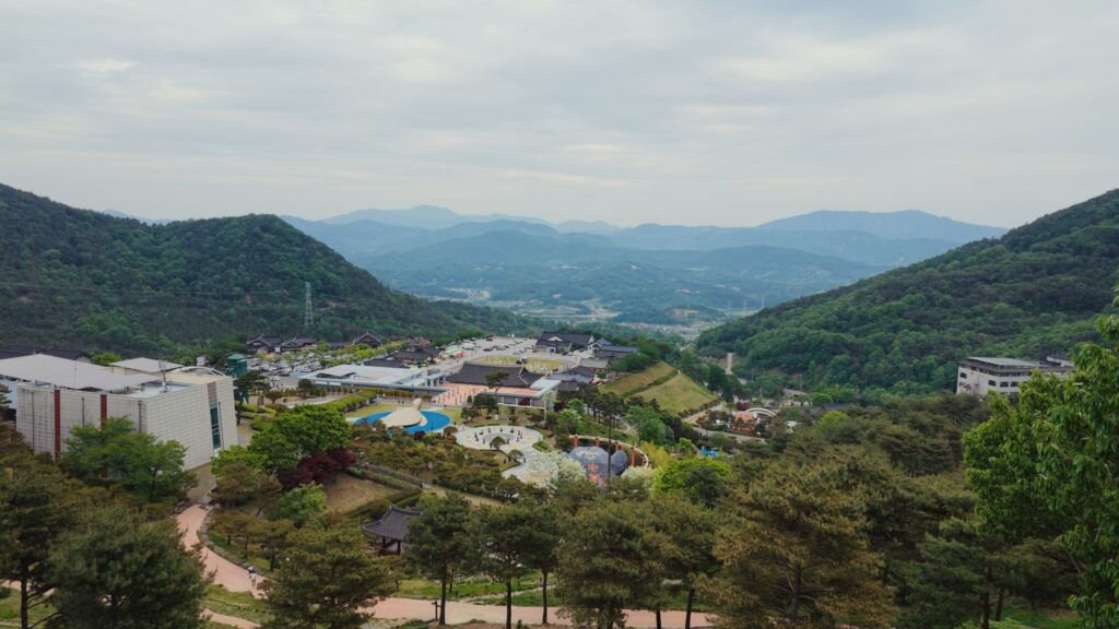 동의보감촌 멀리서 본 모습